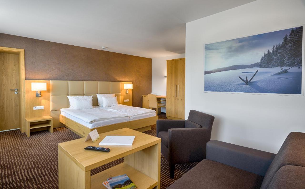 Brugger'S Hotelpark Am See ทิทิเซ-นอยชตัดท์ ภายนอก รูปภาพ